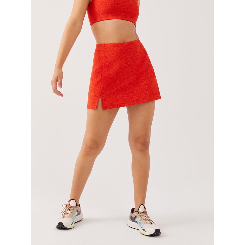 NWT Outdoor Voices Warmup Ladybug 2.5” Skort